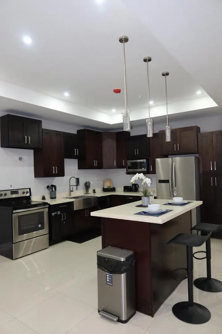 The Haven - Hypermodern Luxury Condo Kingston 0*,