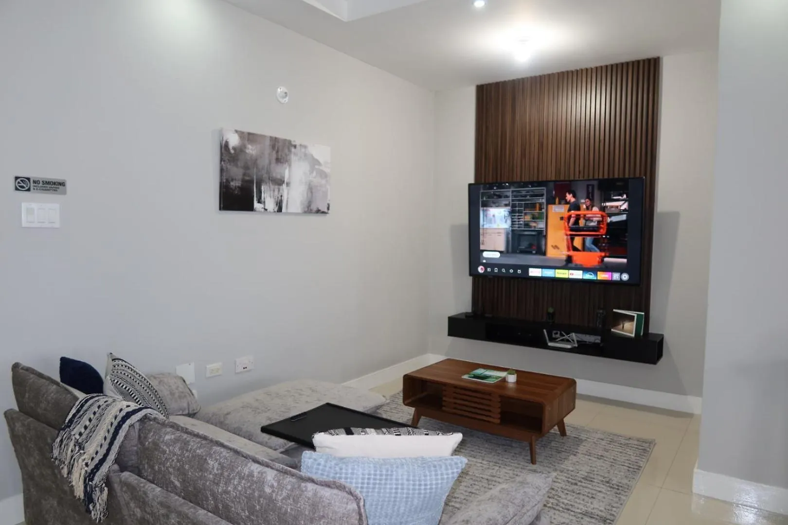 The Haven - Hypermodern Luxury Condo Kingston Appartamento